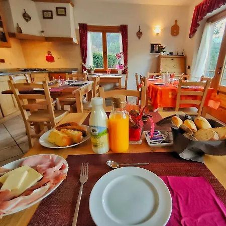 בית הארחה La Majon De Fohten מונז'ובט