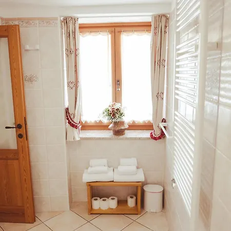 בית הארחה La Majon De Fohten מונז'ובט